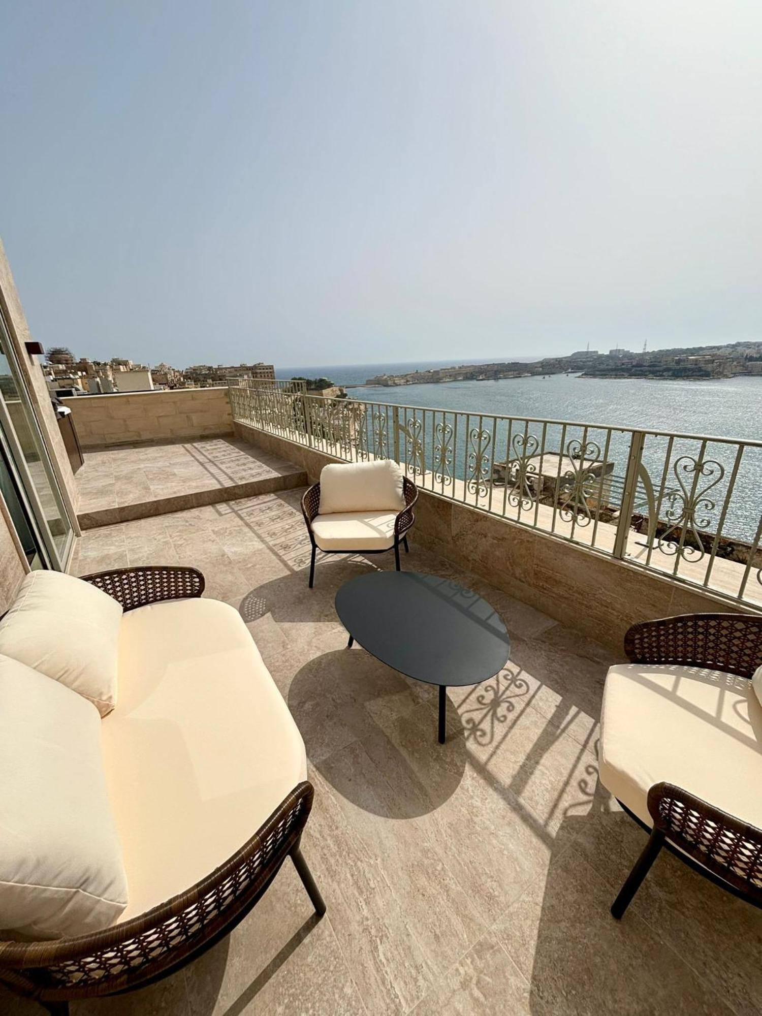 Battery House Otel Valletta Dış mekan fotoğraf